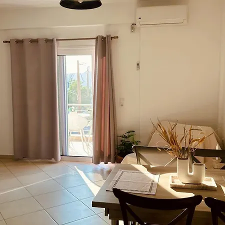 Niko's 1 Apartment *